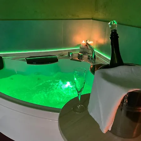 Lucia's House - Relax Nel Cuore Del Salento Апартаменты